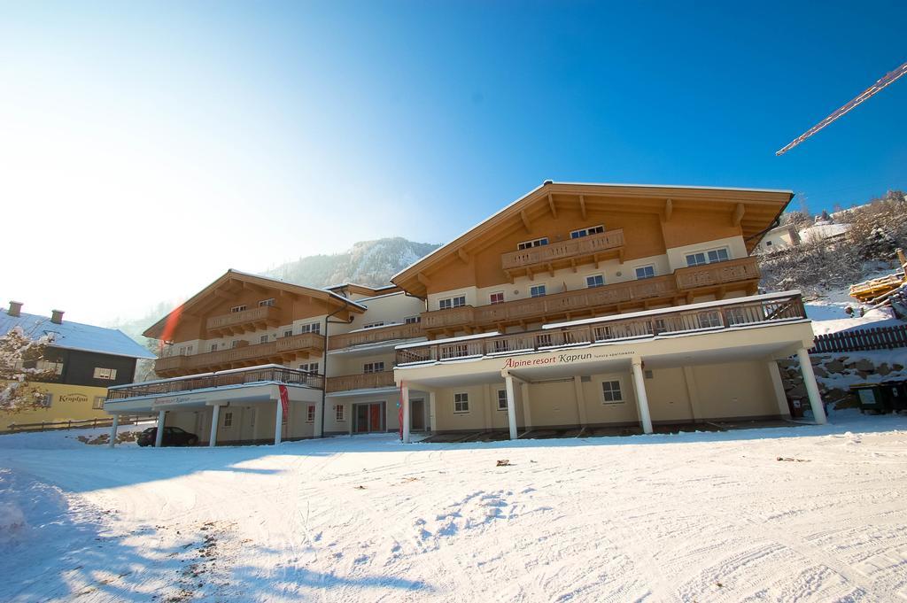 All Seasons Lodge By All In One Apartments Капрун Екстериор снимка